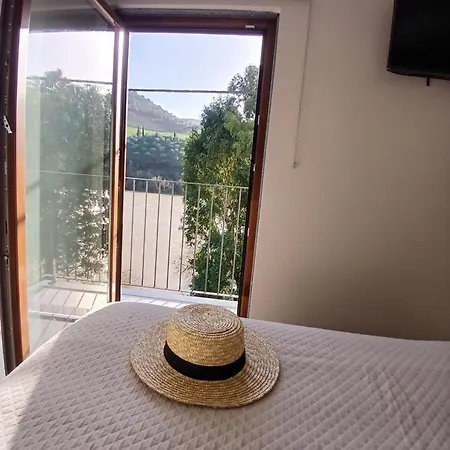 Tua Castanheiro