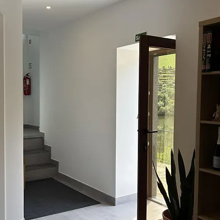 Tua 3*